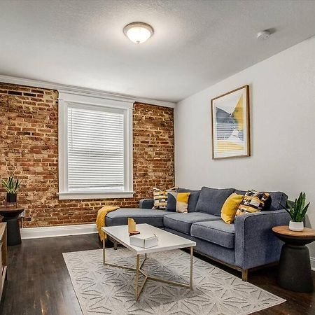 Oasis Midtown Kc- 2 Bedroom Apt Канзас Сити Екстериор снимка